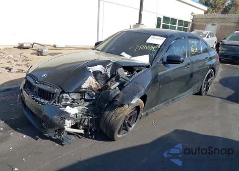 2021 BMW 3 Series M340I z USA, uszkodzony, nr VIN 3MW5U7J00M8C09393